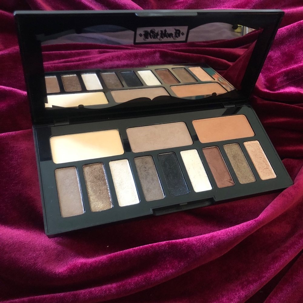 Kat Von D “Shade and Light” Glitter Palette